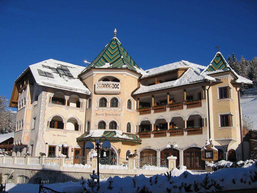 Hotel Ansitz Jakoberhof Ortisei Eksteriør bilde