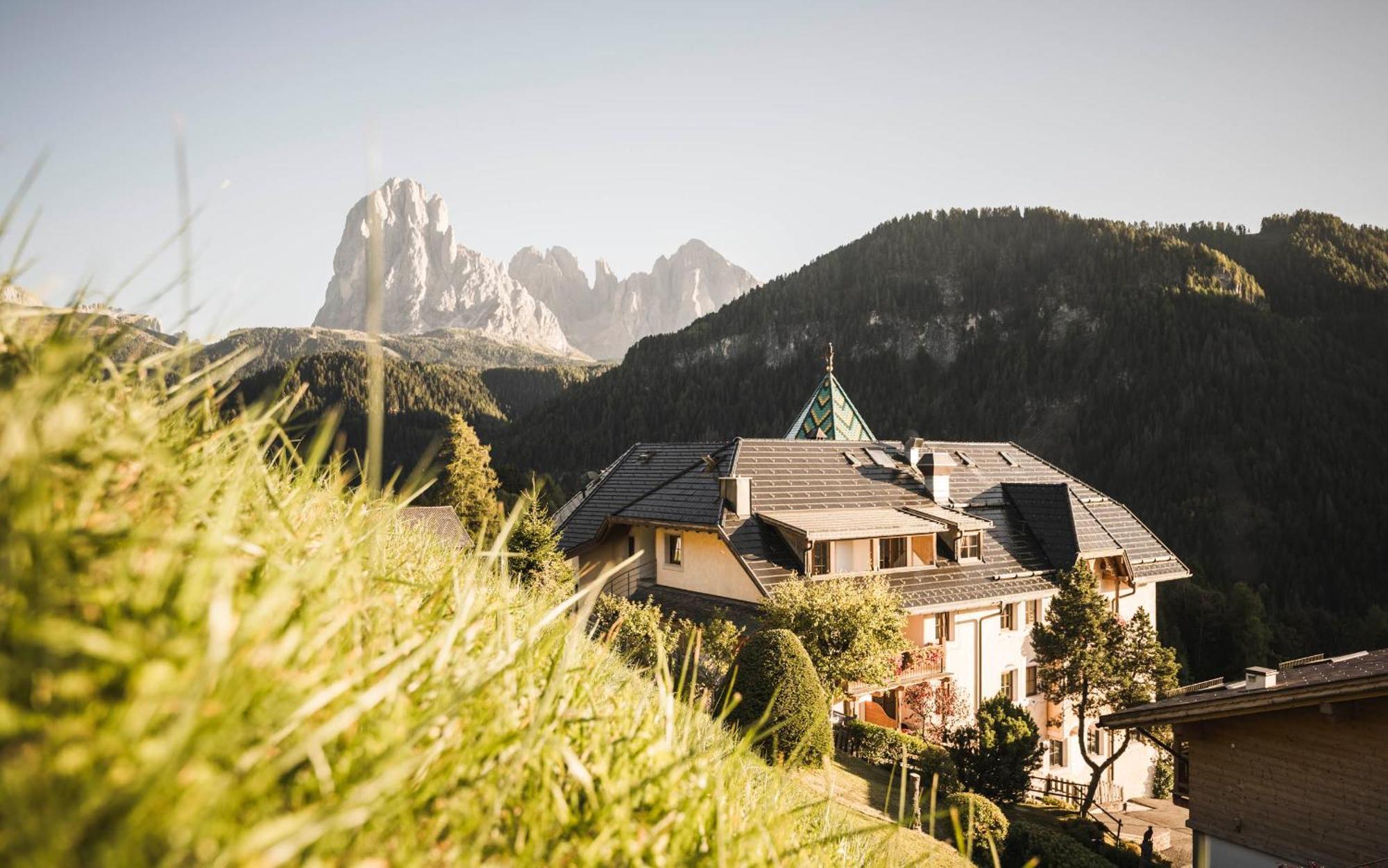 Hotel Ansitz Jakoberhof Ortisei Eksteriør bilde