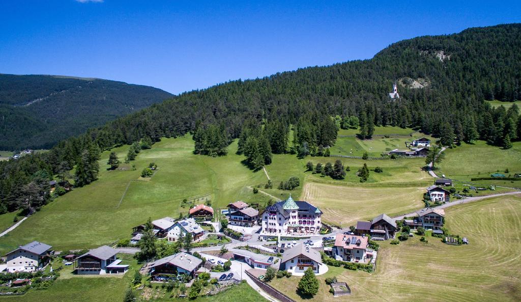 Hotel Ansitz Jakoberhof Ortisei Eksteriør bilde